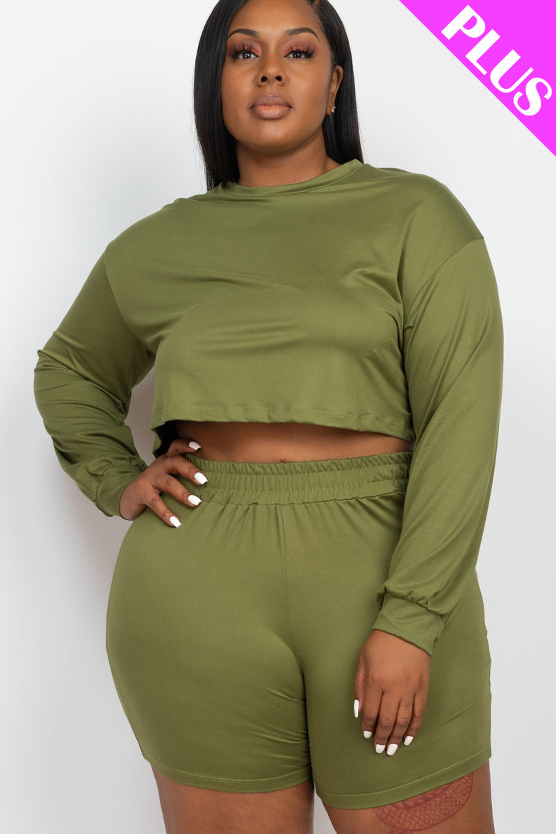 Crop Top and Shorts Set with Long Sleeves for Plus Sizes