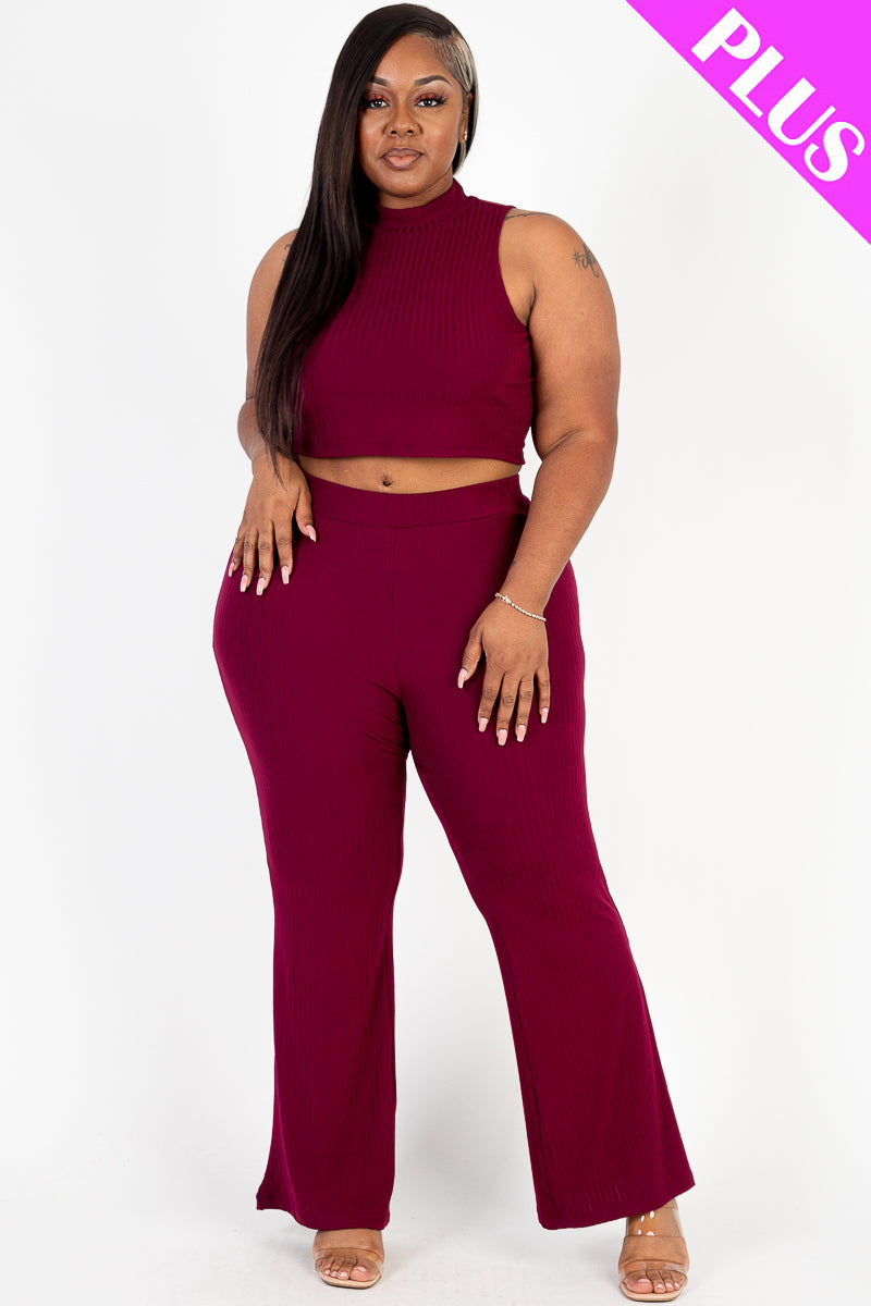 Set of Loose Fit Long Sleeve Top and Shorts in Plus Size Ribbed Fabric
