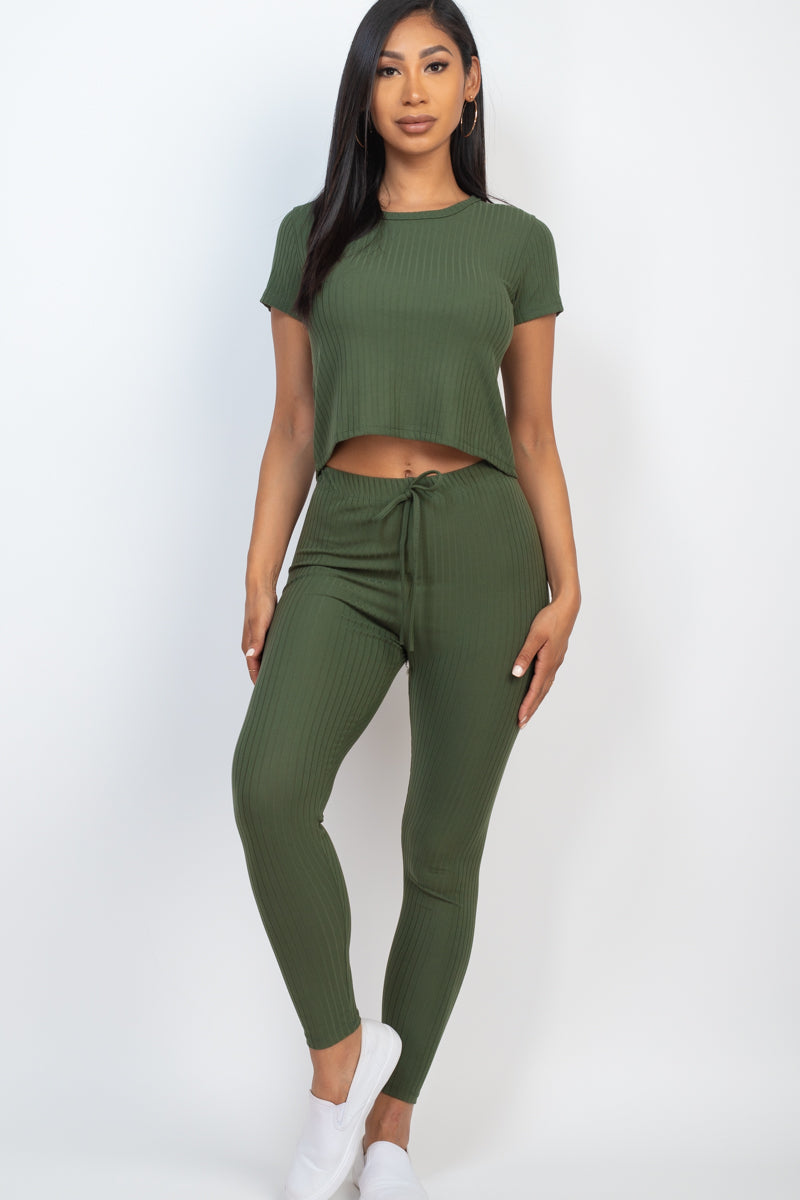 Textured Short-Sleeve Top & Leggings Ensemble