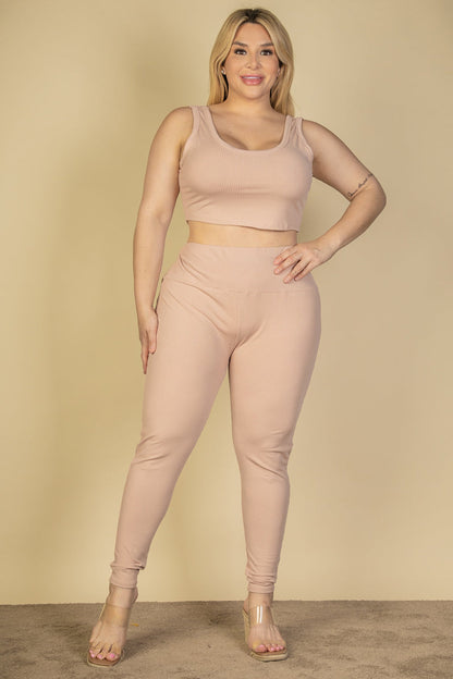 Crop Top and Leggings Set in Plus Size Ribbed Fabric