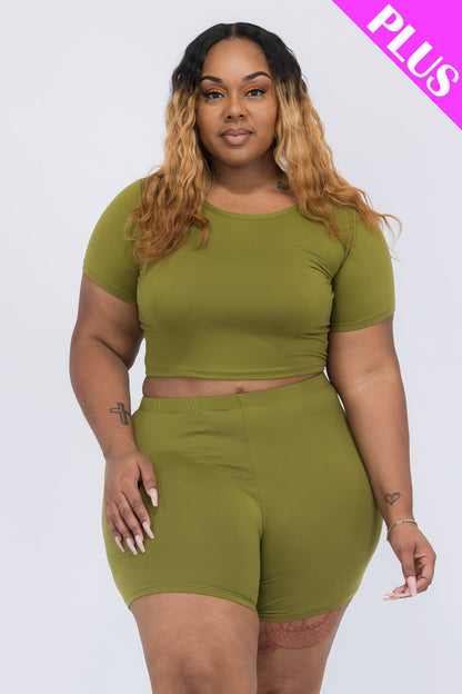 Plus Size Crop Top and Shorts Set with Short Sleeves