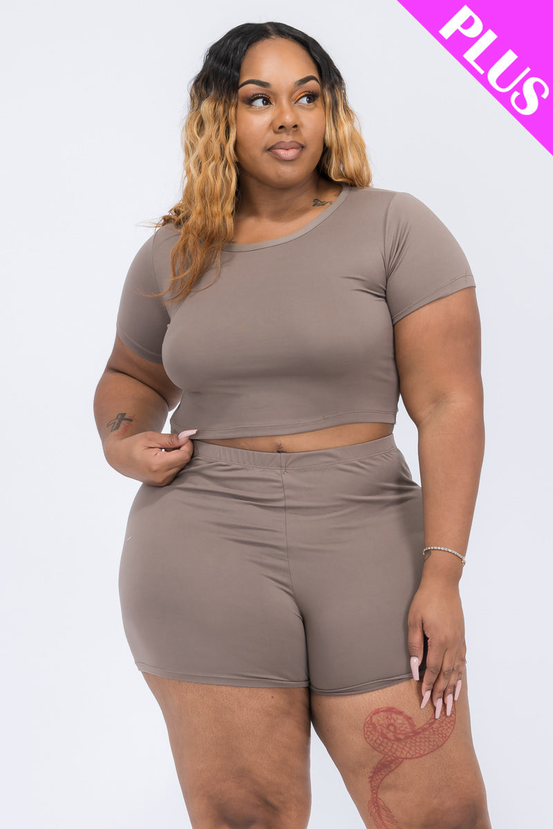 Plus Size Crop Top and Shorts Set with Short Sleeves