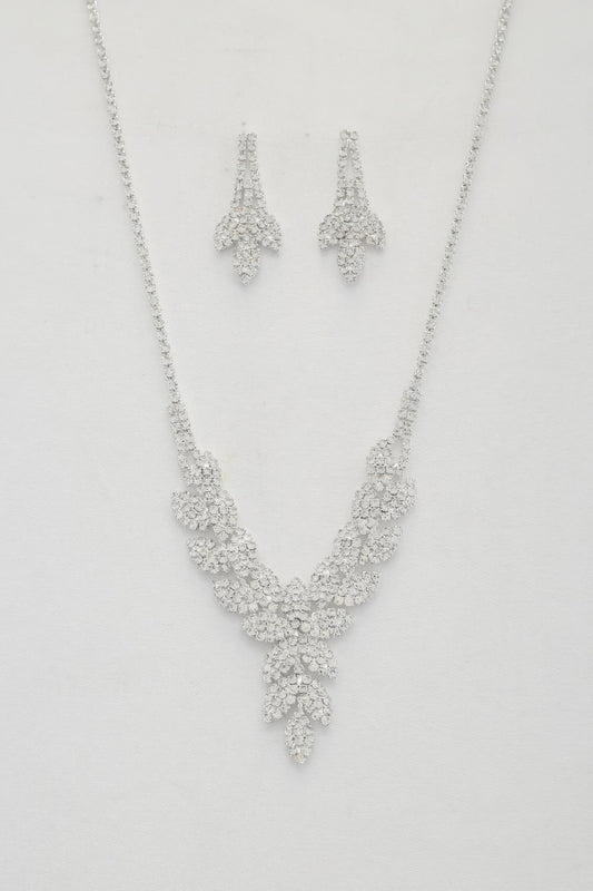 Leaf Pattern Crystal Necklace